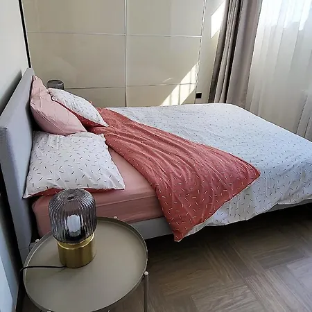 Апартаменти Bam *